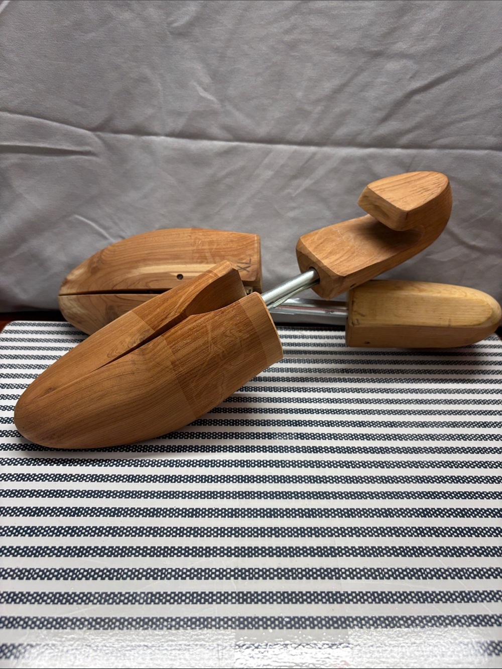 Wooden Shoe Stretchers - Natural Wood